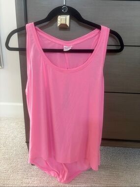 Athleta with ease open back tank.